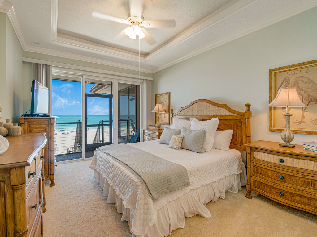 Primary Bedroom - King