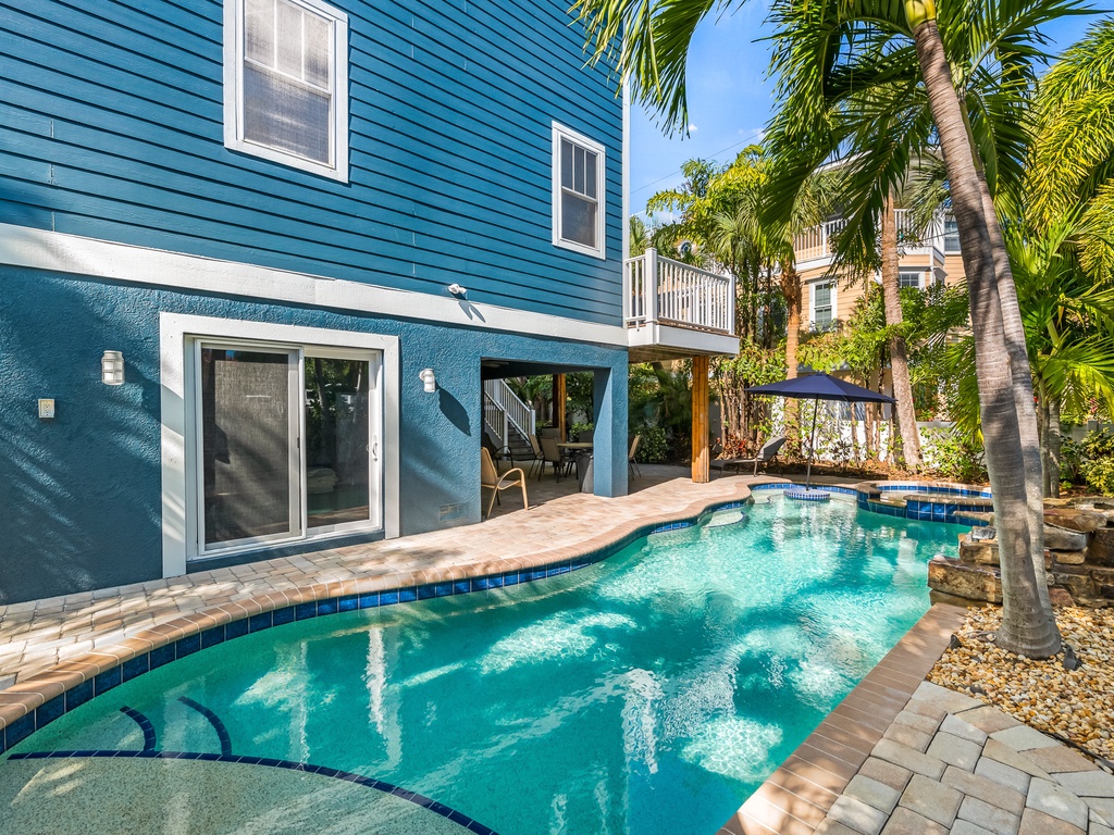 Private Pool and Spa