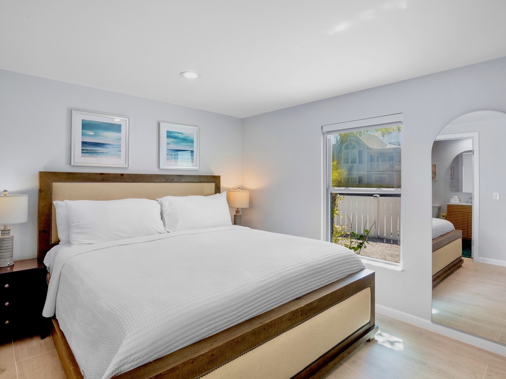 Second Bedroom A, King