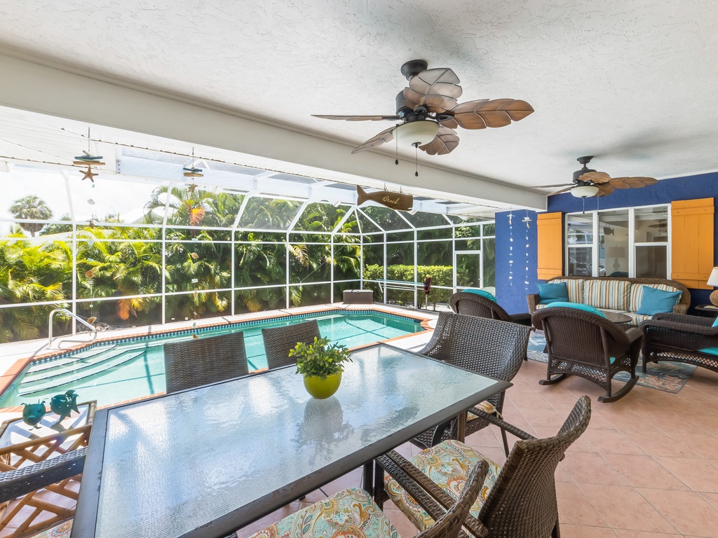 Outdoor Dining Area