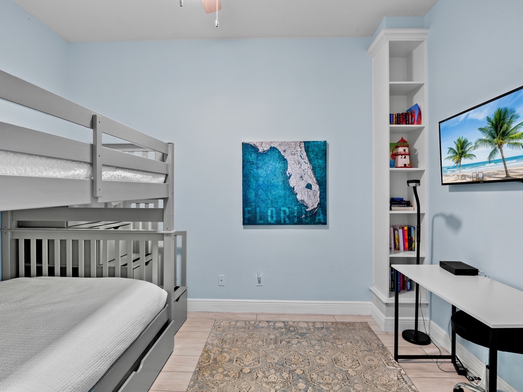 Third Bedroom, Full/Full Bunk