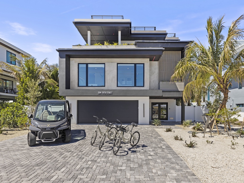 Golf Cart and Beach Bikes Included