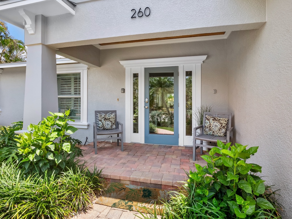 Stylish Main Door Access