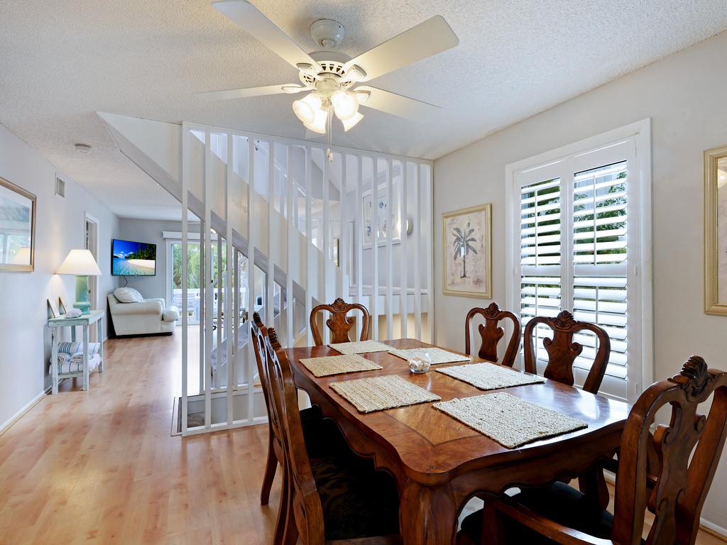 Indoor Dining