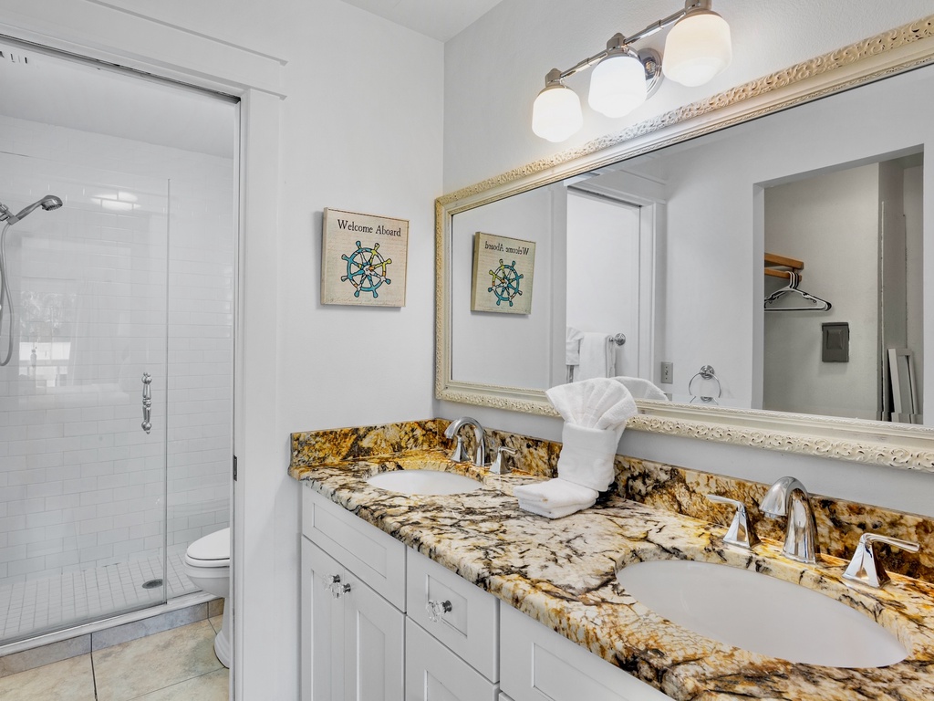 Primary Bedroom, Ensuite Bathroom