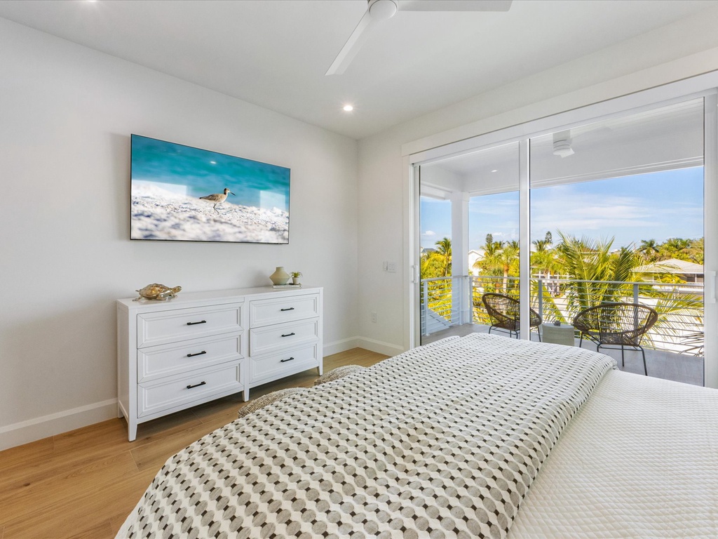 Primary Bedroom - King