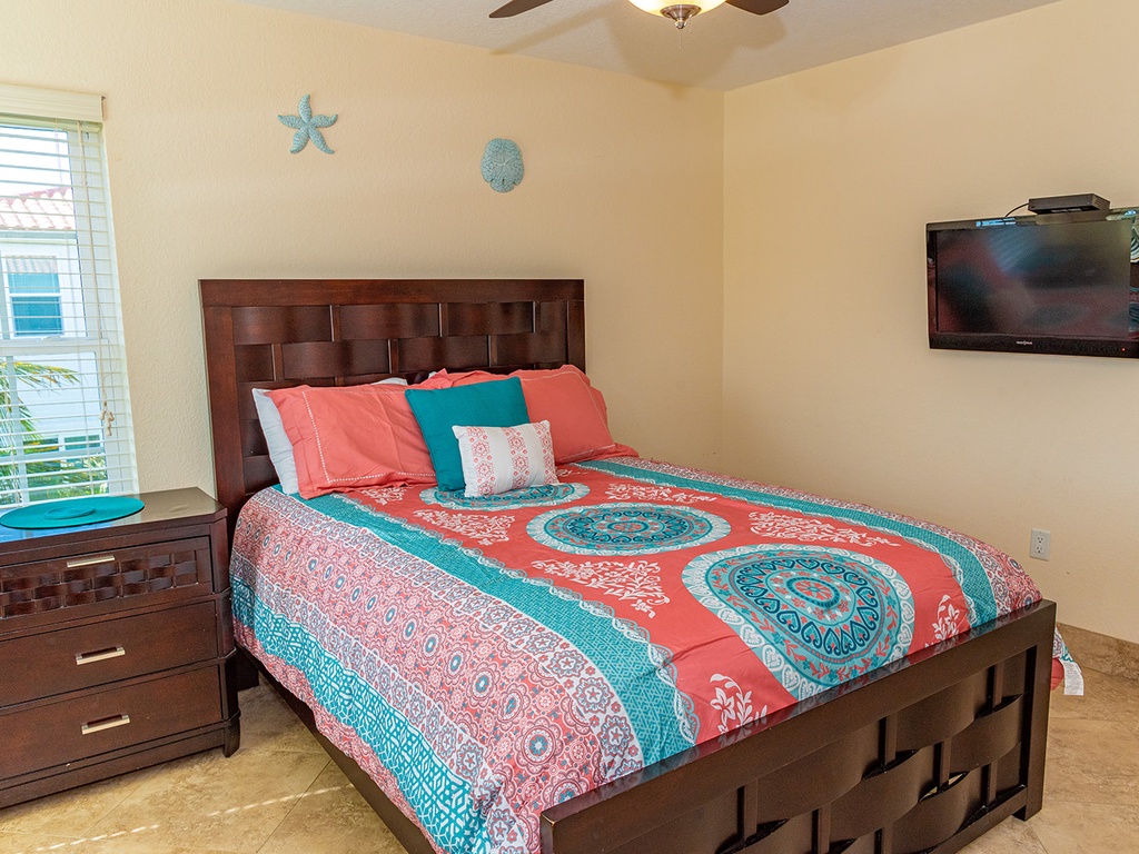2nd Floor bedroom with HDTV