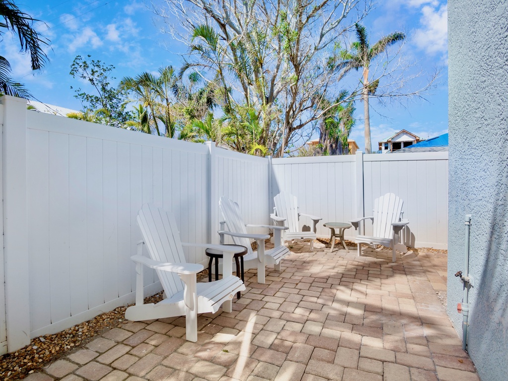 Outdoor Seating