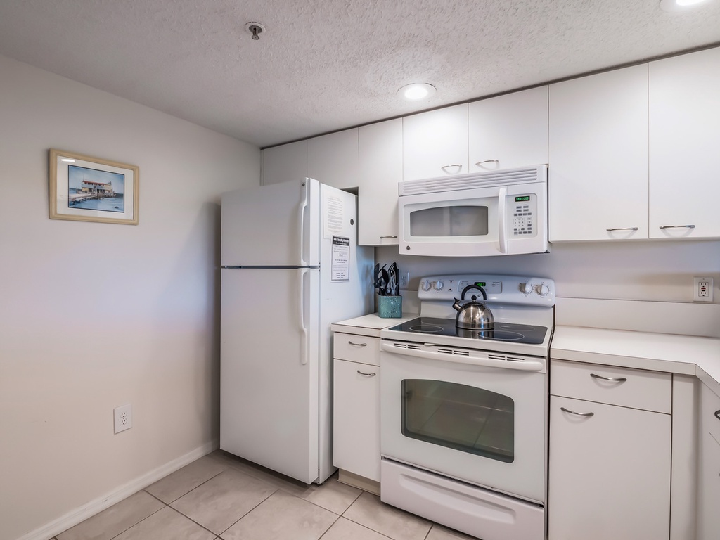 Fully-Equipped Kitchen