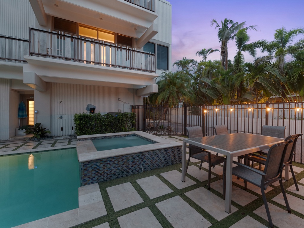 Private Spa, Dining Area