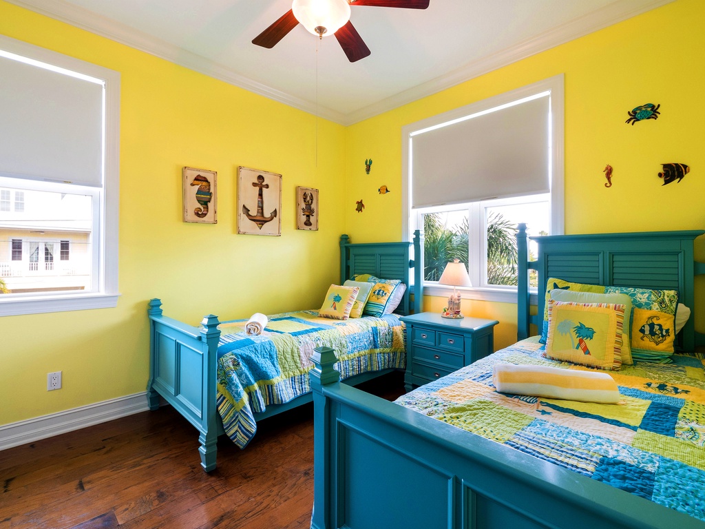 Third Bedroom with Two Twin Beds