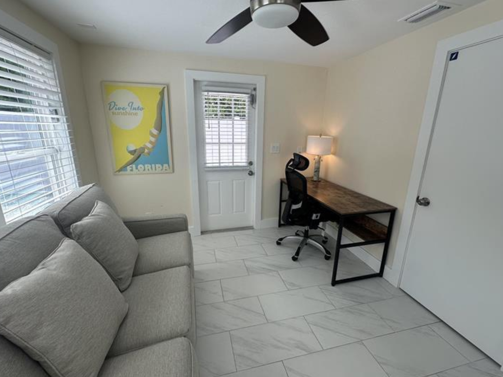 Sleeper sofa/Work Desk