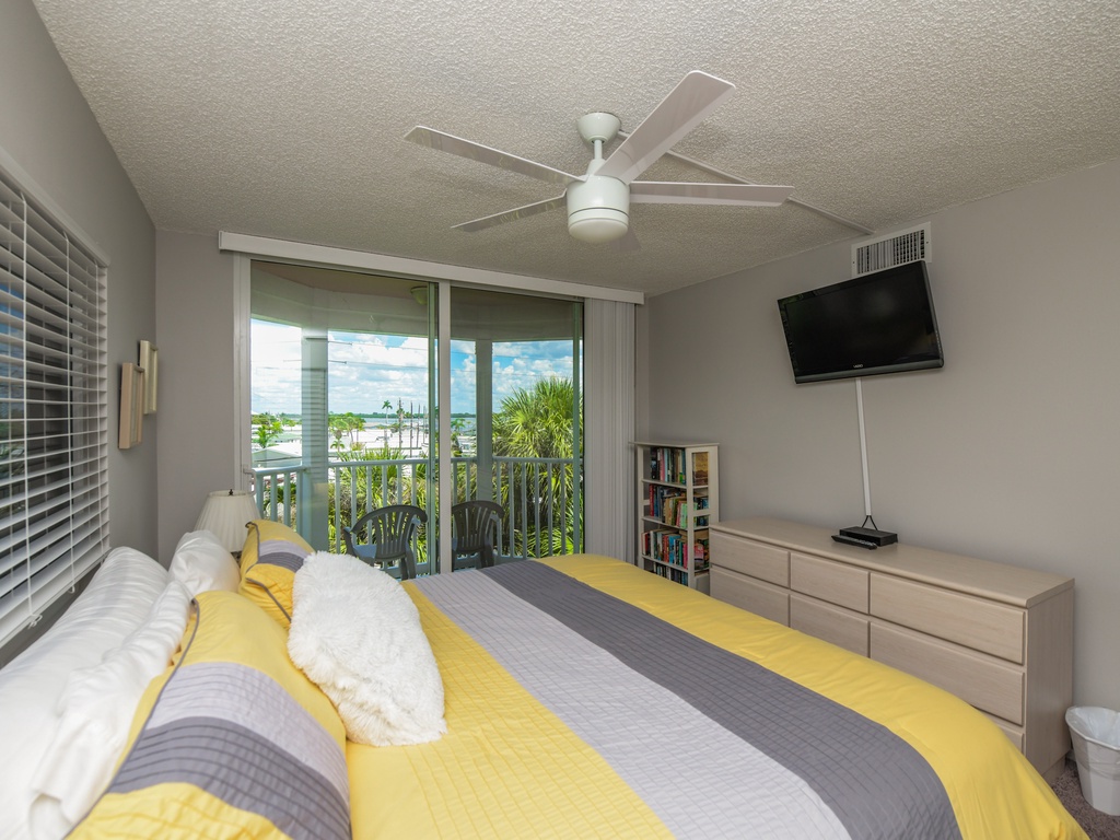 Primary Bedroom - King
