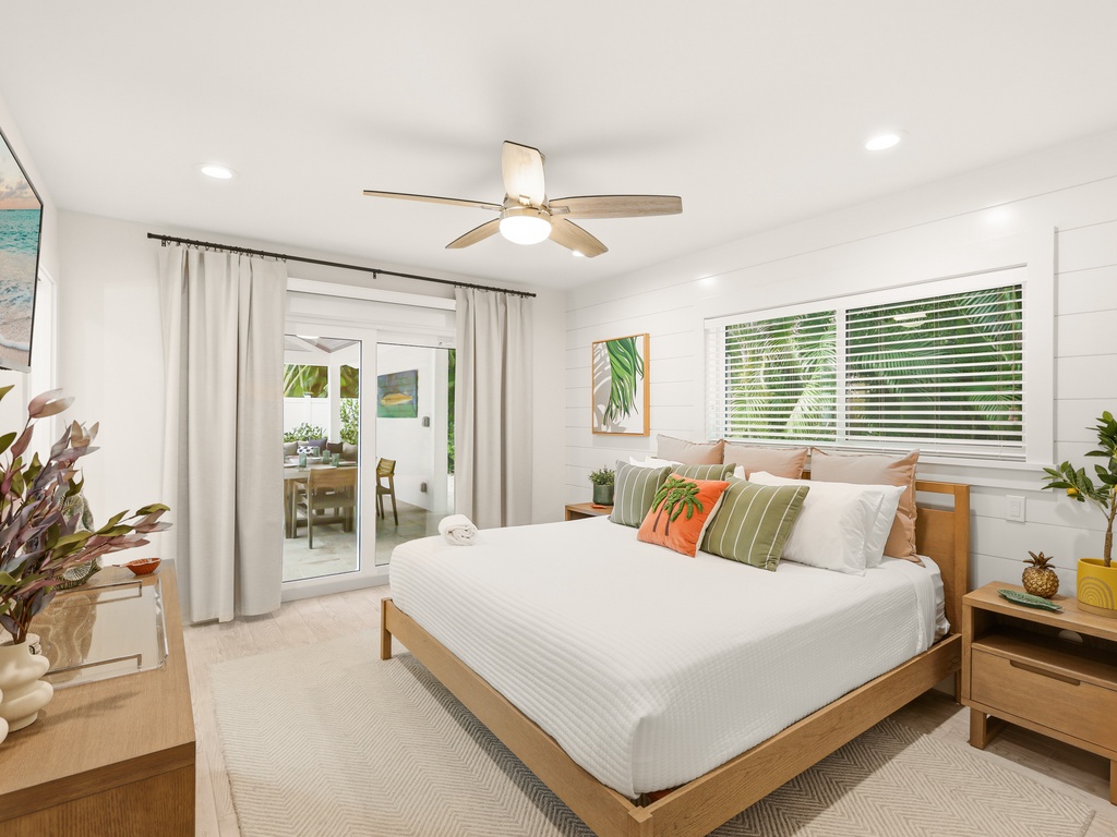 Second Bedroom, King