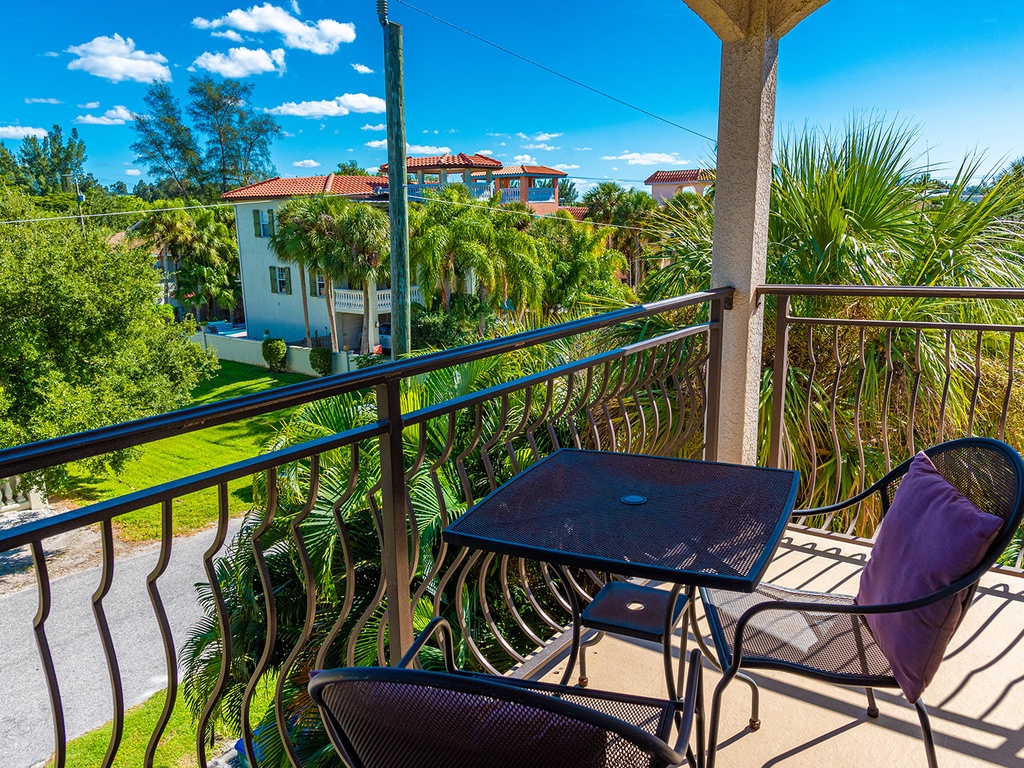 Large over-sized balcony off Master bedroom