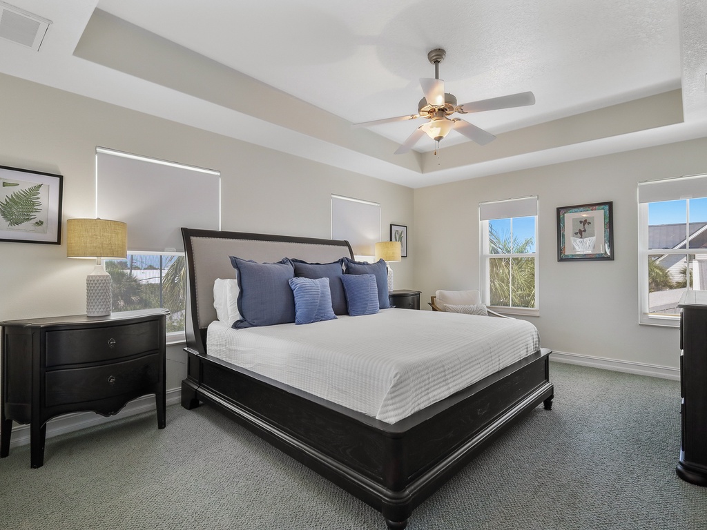 Second Bedroom, King