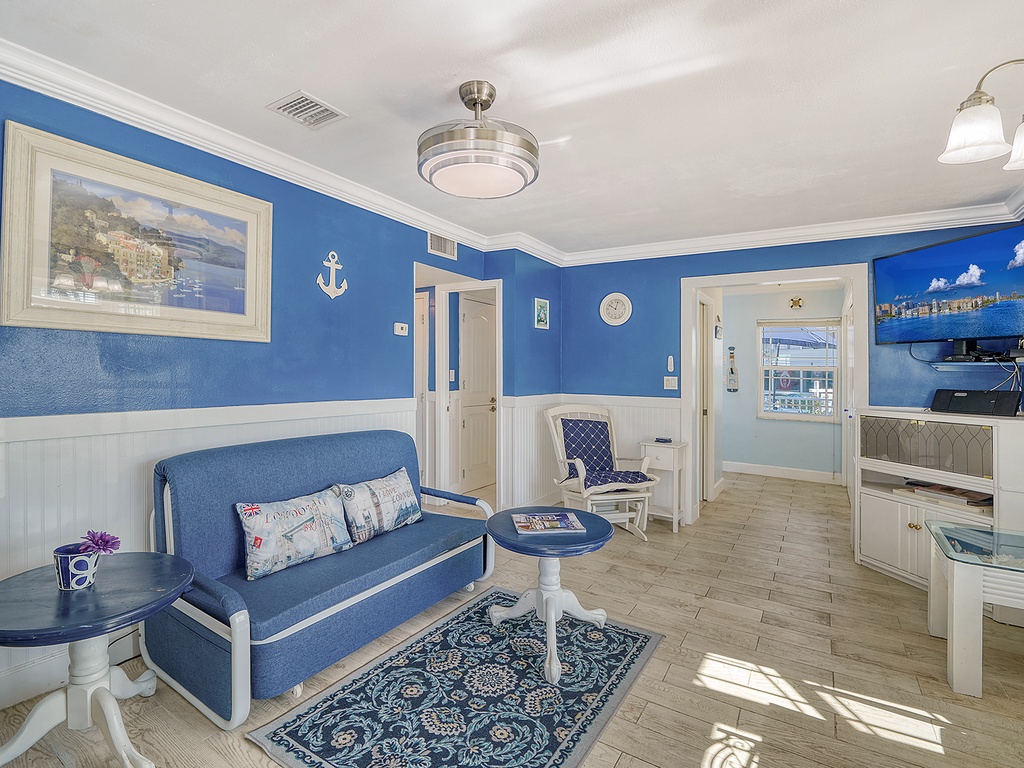 Indoor Lounge - AMI Accommodations