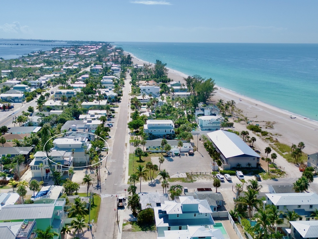 Coming In Hot by AMI Locals