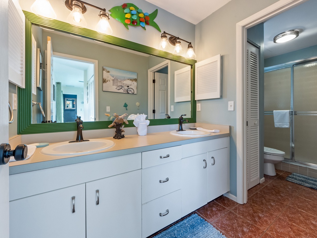 Primary Bedroom, Ensuite