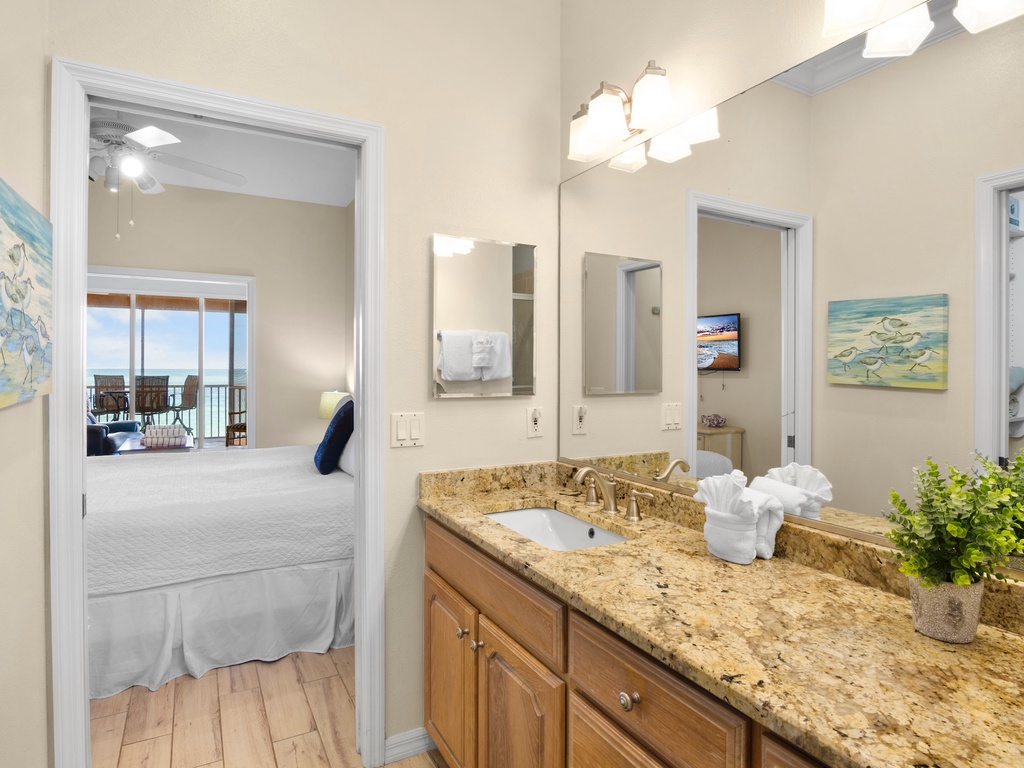 Primary Bathroom, Ensuite