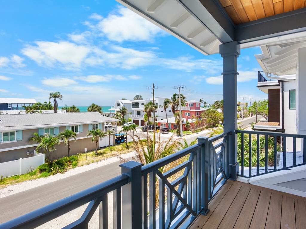 Primary Bedroom, Balcony