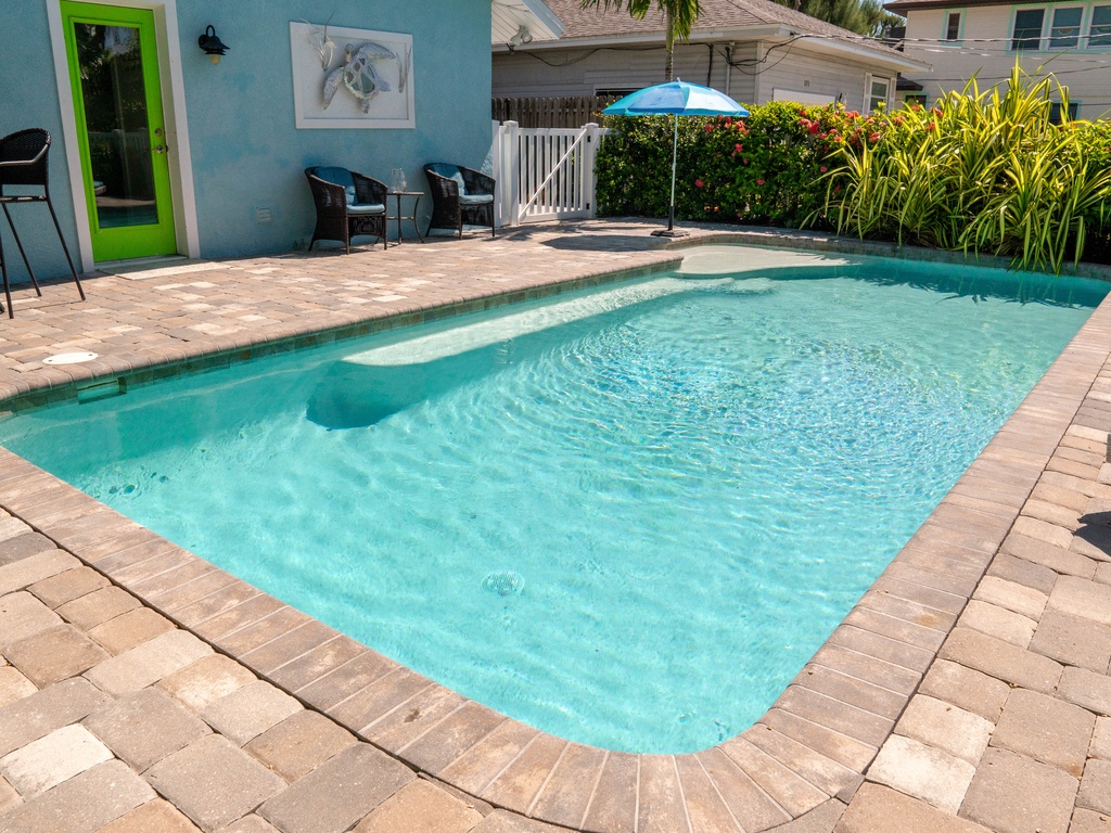 Breakaway Pool