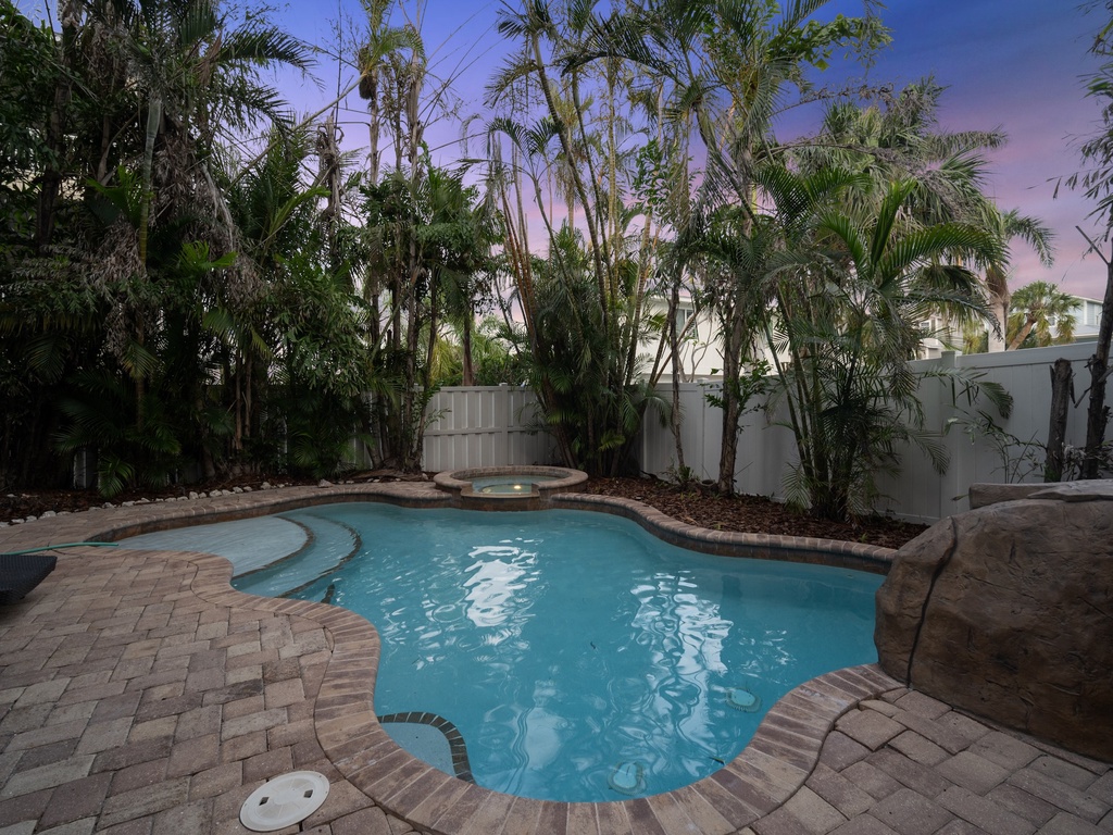 Private Pool, Water Slide