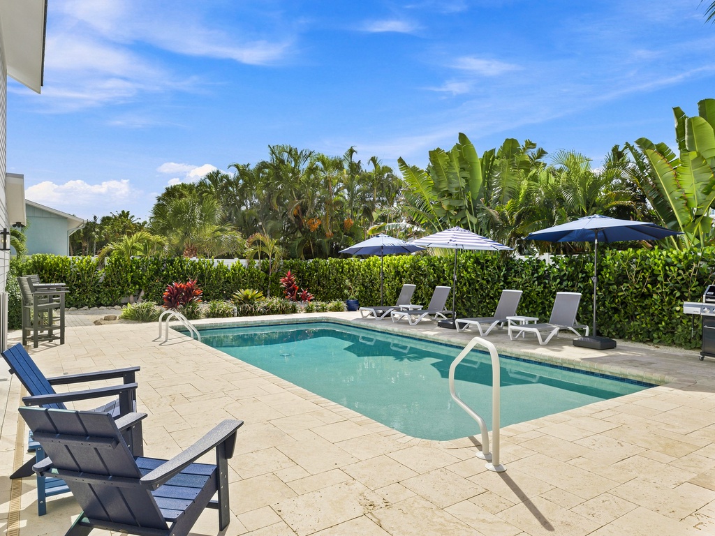 Poolside Loungers and Seating
