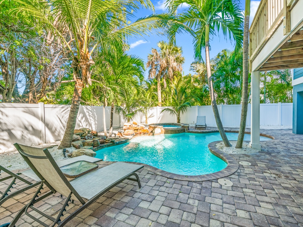 Private Pool and Spa