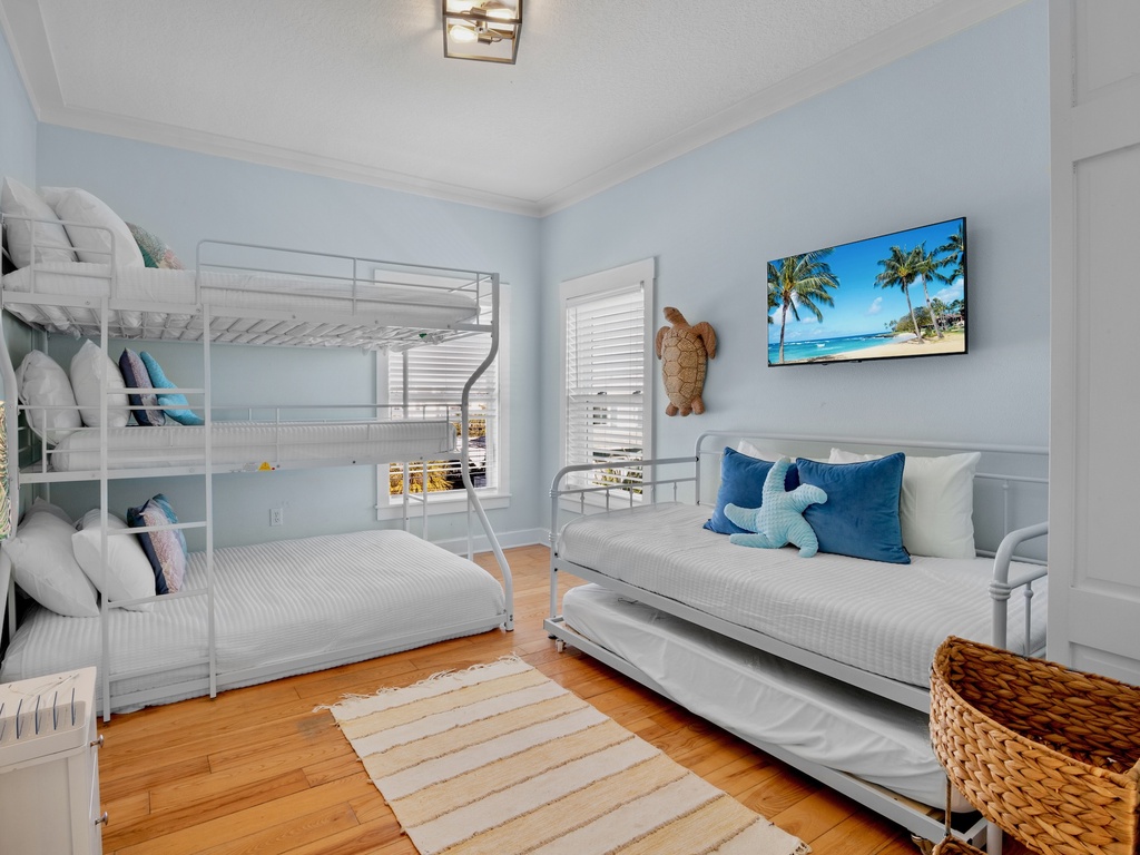 Third Bedroom, Triple bunk with Queen over Twin over Queen plus Twin-over-Twin trundle daybed
