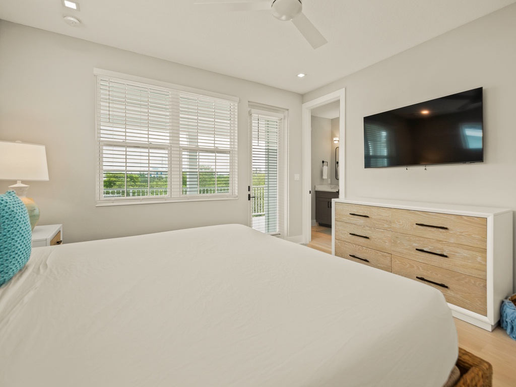 Primary Bedroom - King