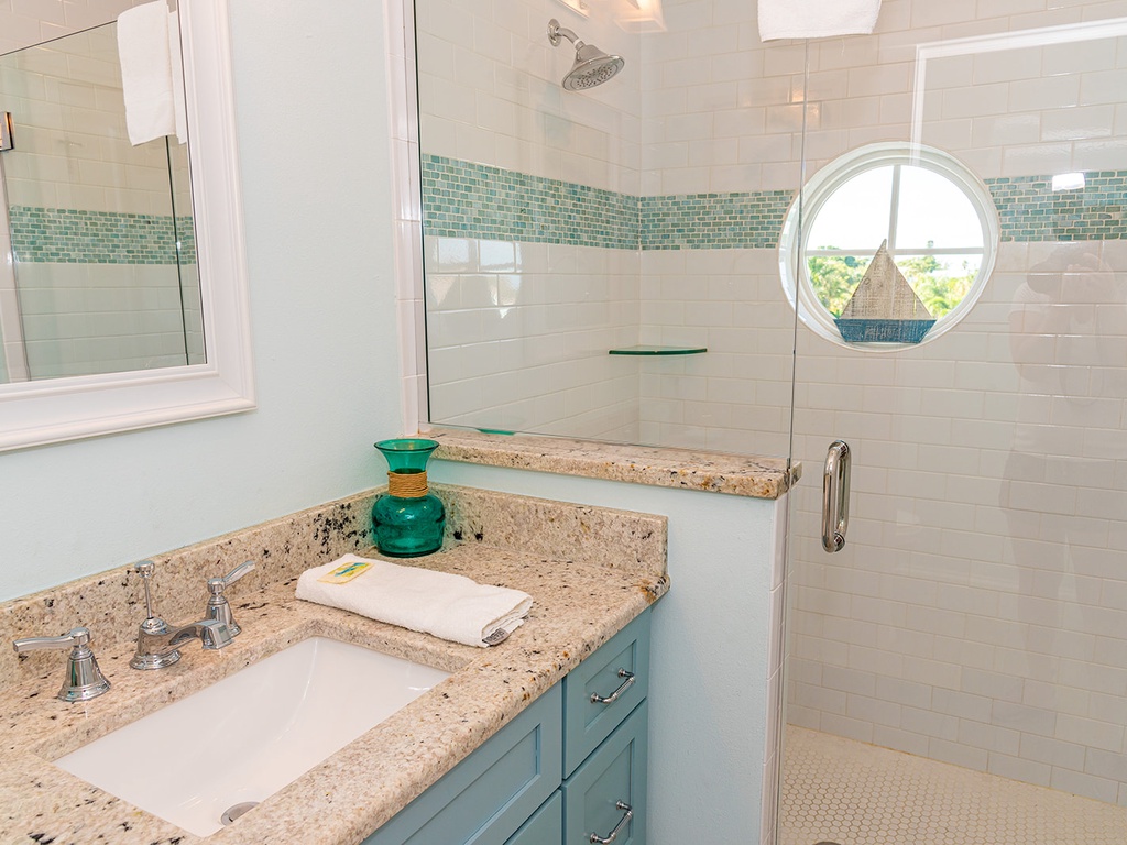 Fifth En- Suite - Walk-in Shower