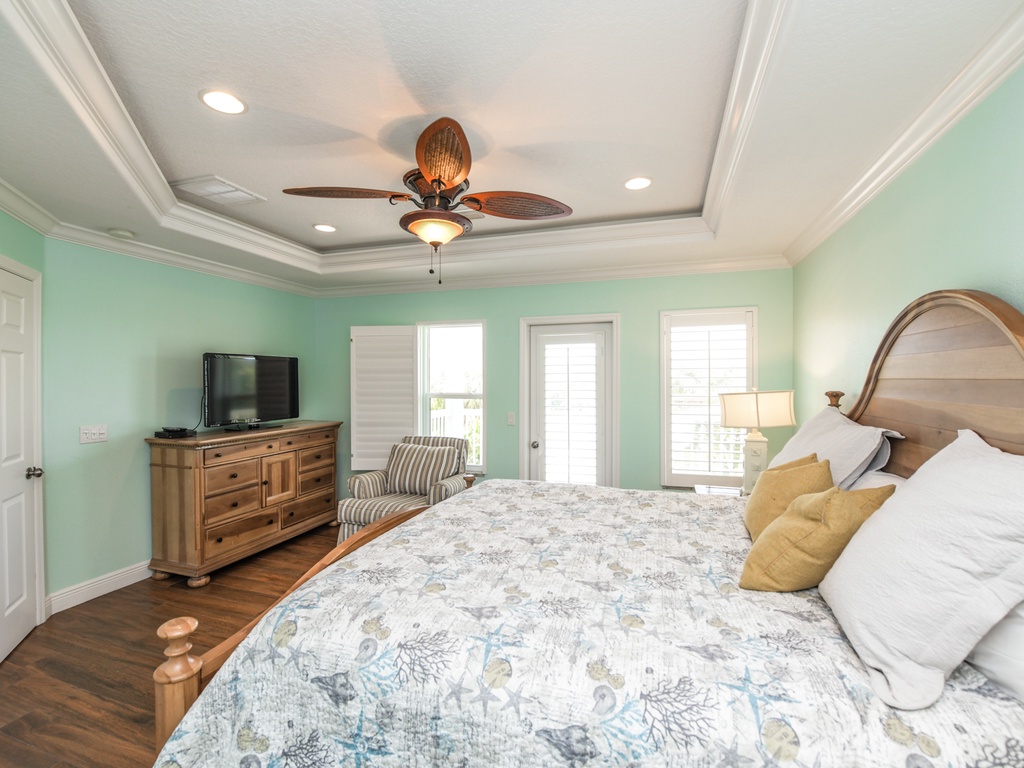 Primary Bedroom - King