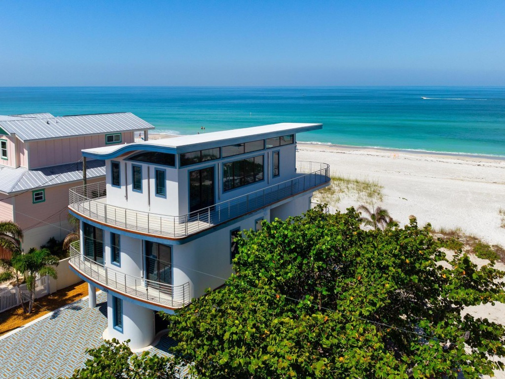 Anna Maria Wave - Anna Maria Accommodations
