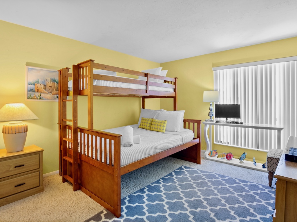 Second Bedroom - Twin/Full Bunk