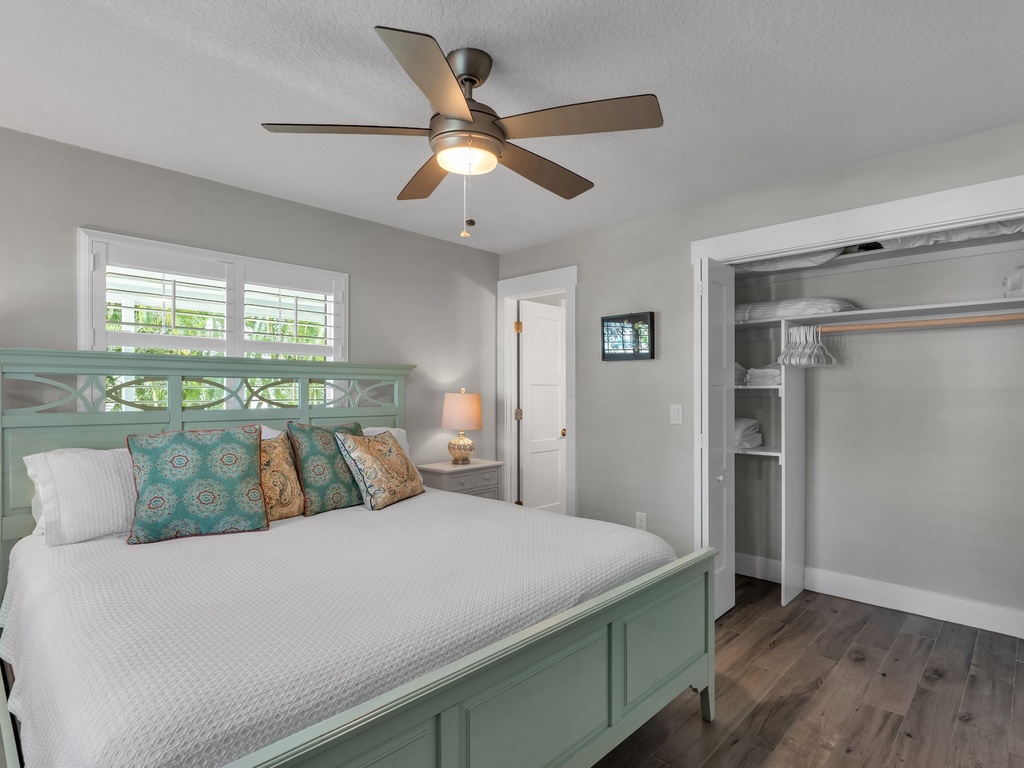 Primary Bedroom, King bed