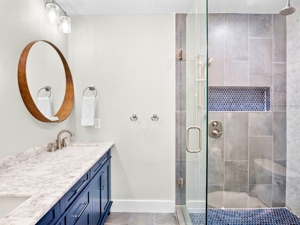 Primary Bathroom, Ensuite