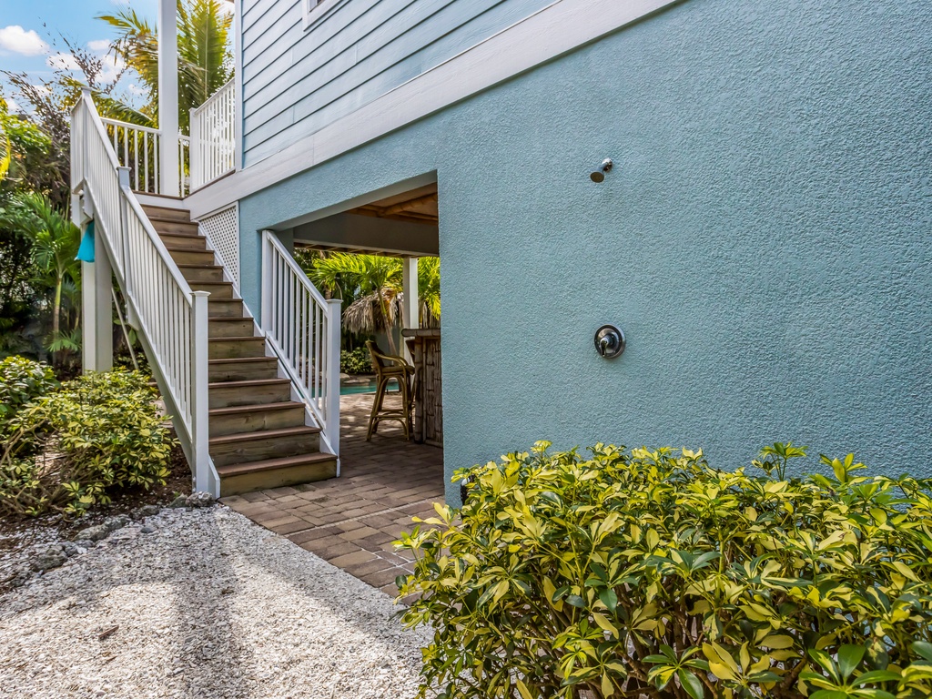 Main Balcony to Pool and Lounge Area