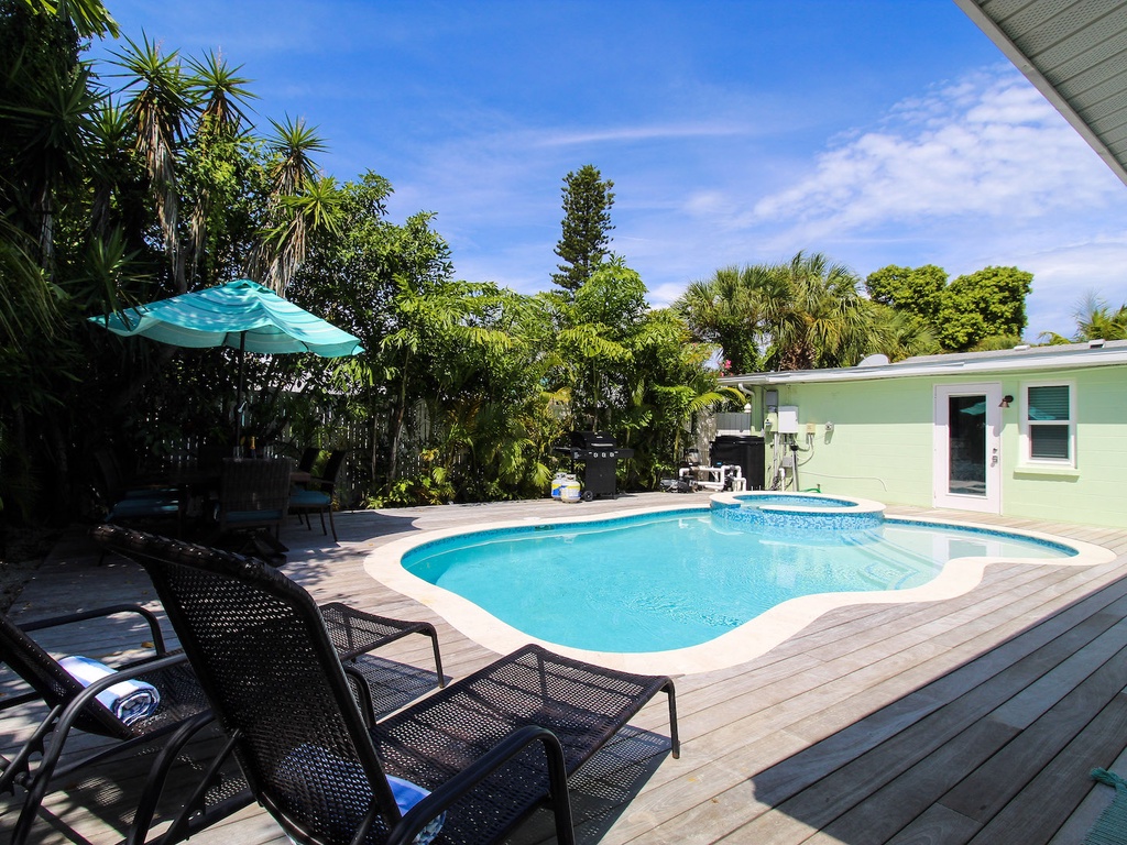 Private Pool and Spa