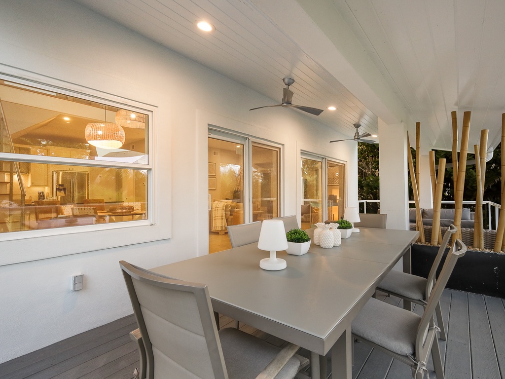Balcony Dining Area