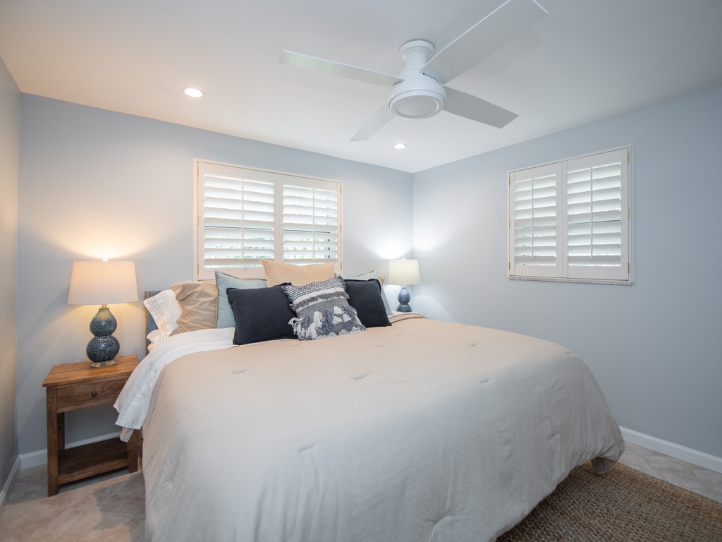 Second Bedroom, King