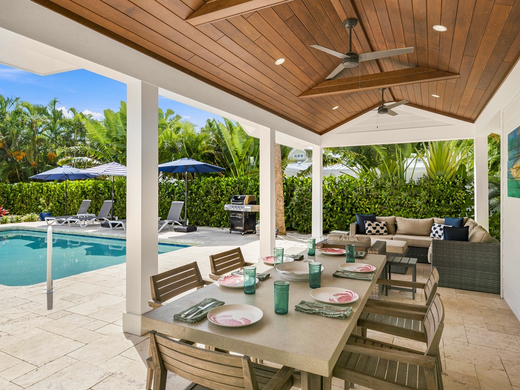Poolside Dining Area