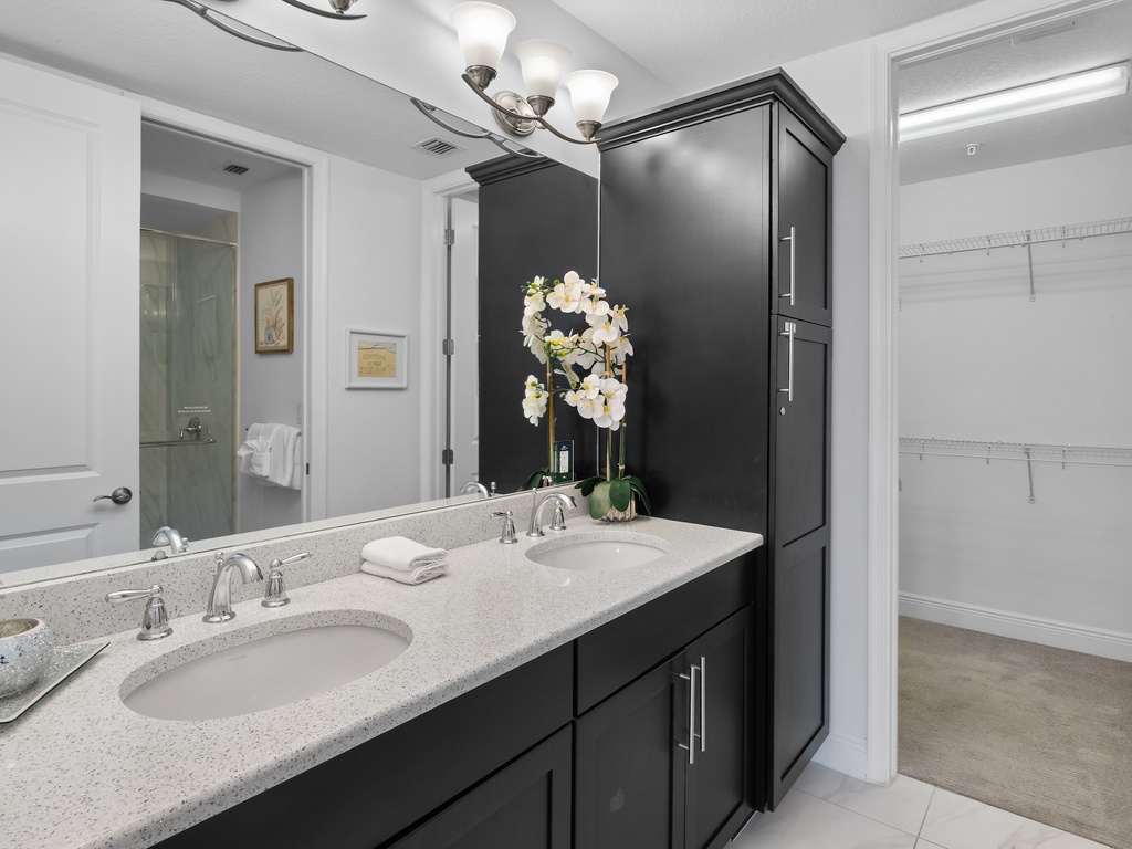 Primary Bathroom, Ensuite