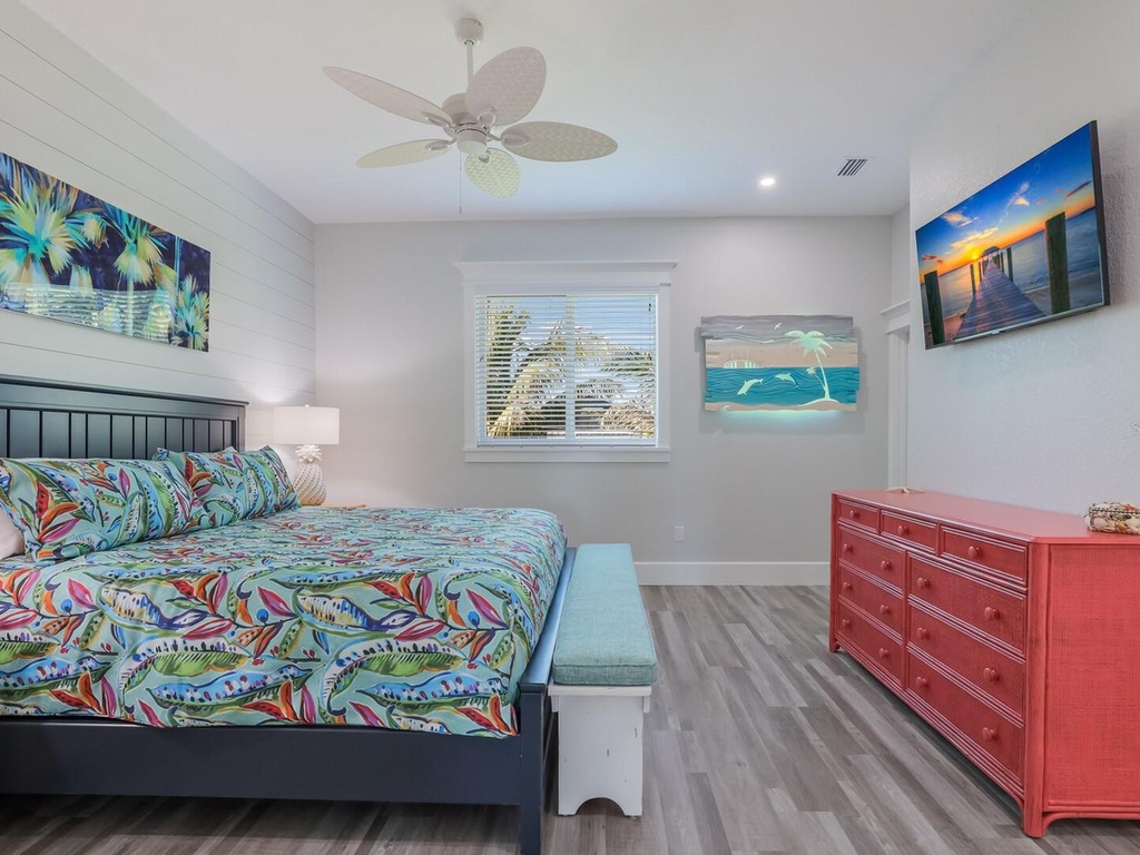 Primary Bedroom, King bed