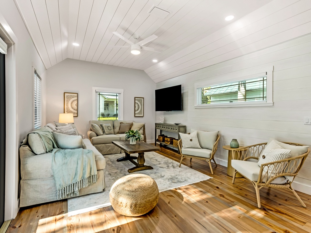 Main House - Living Area