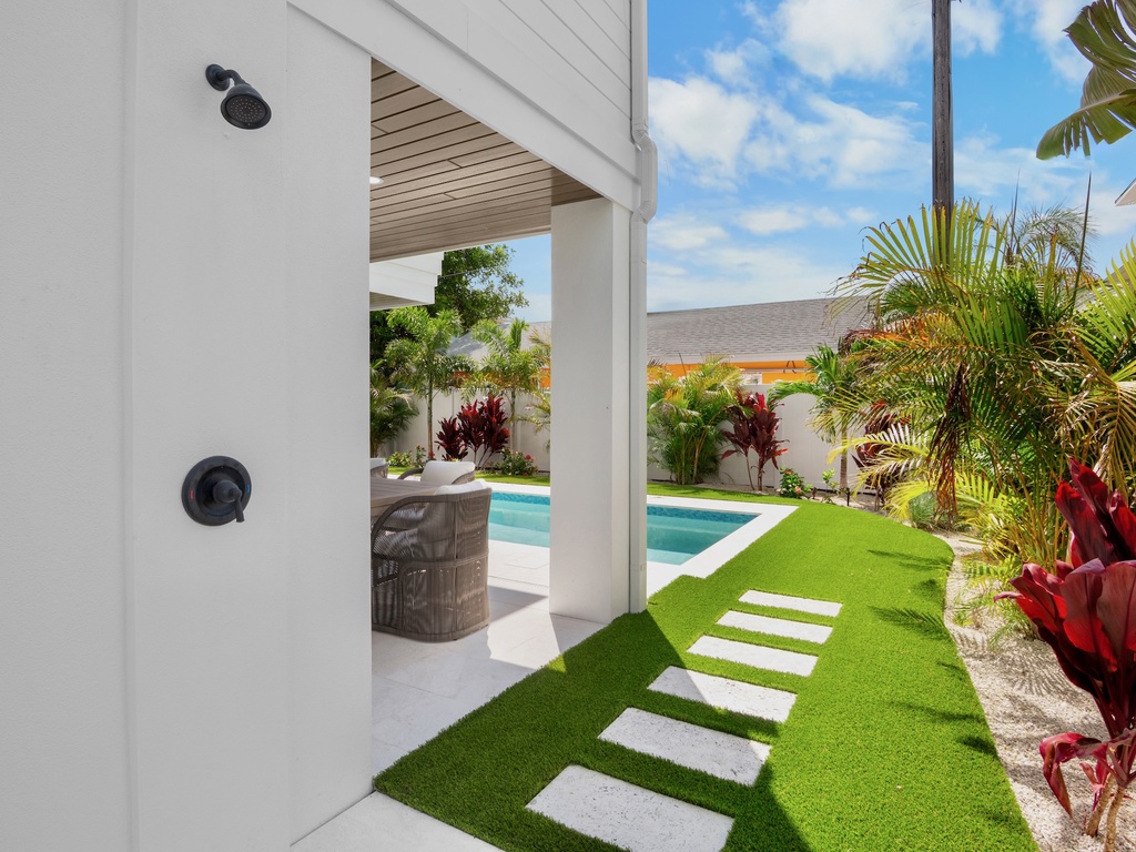 Private Pool and Spa with Outdoor Lounge Area