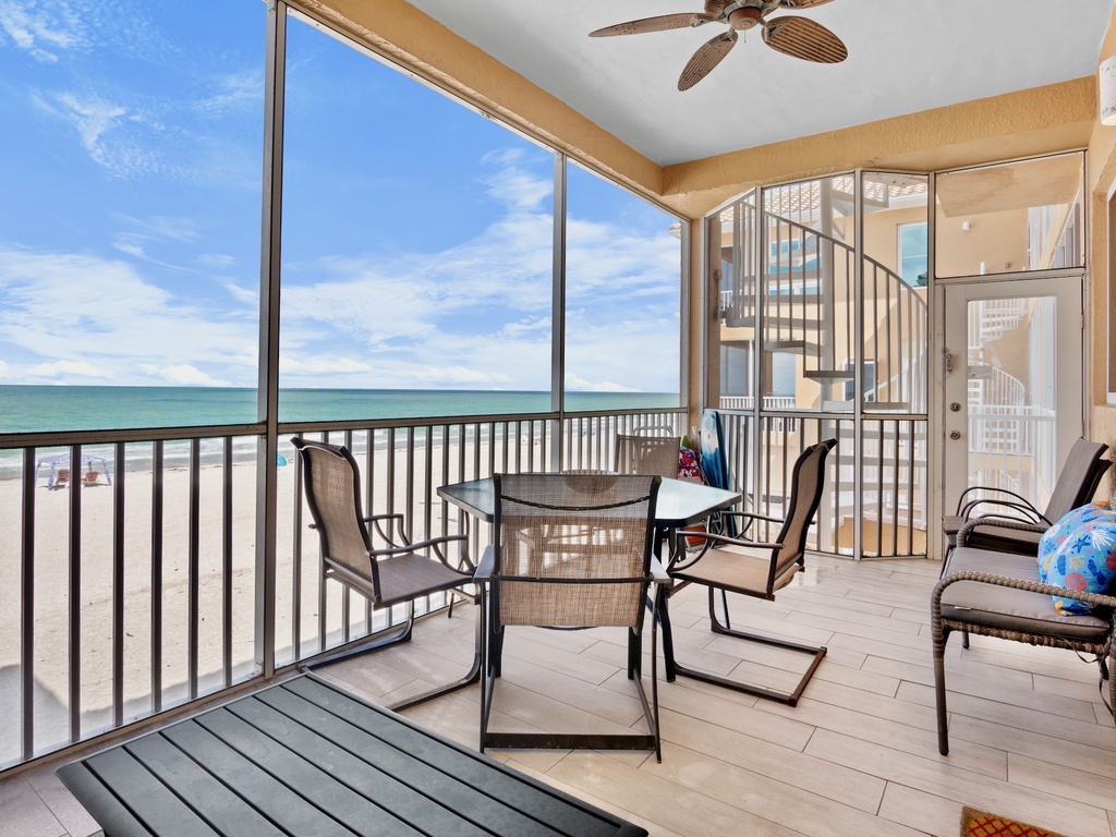Balcony, Dining Area