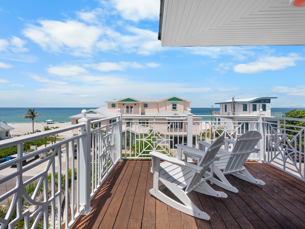 Primary Bedroom, Balcony