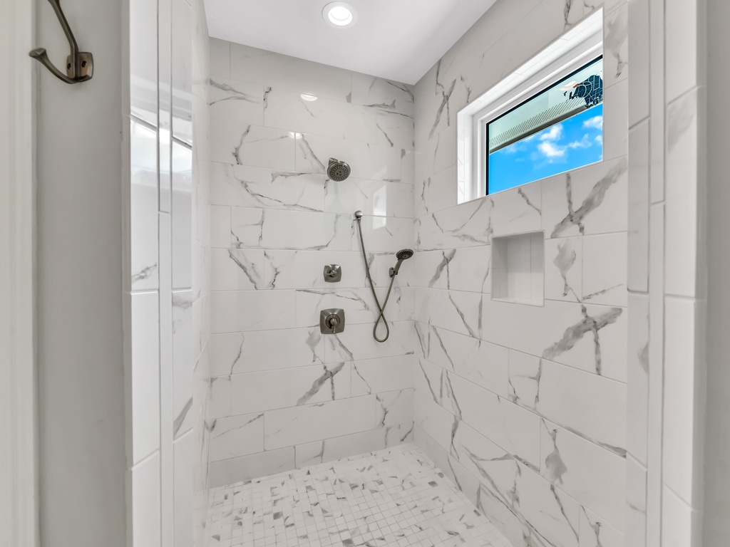 Primary Bathroom, Ensuite