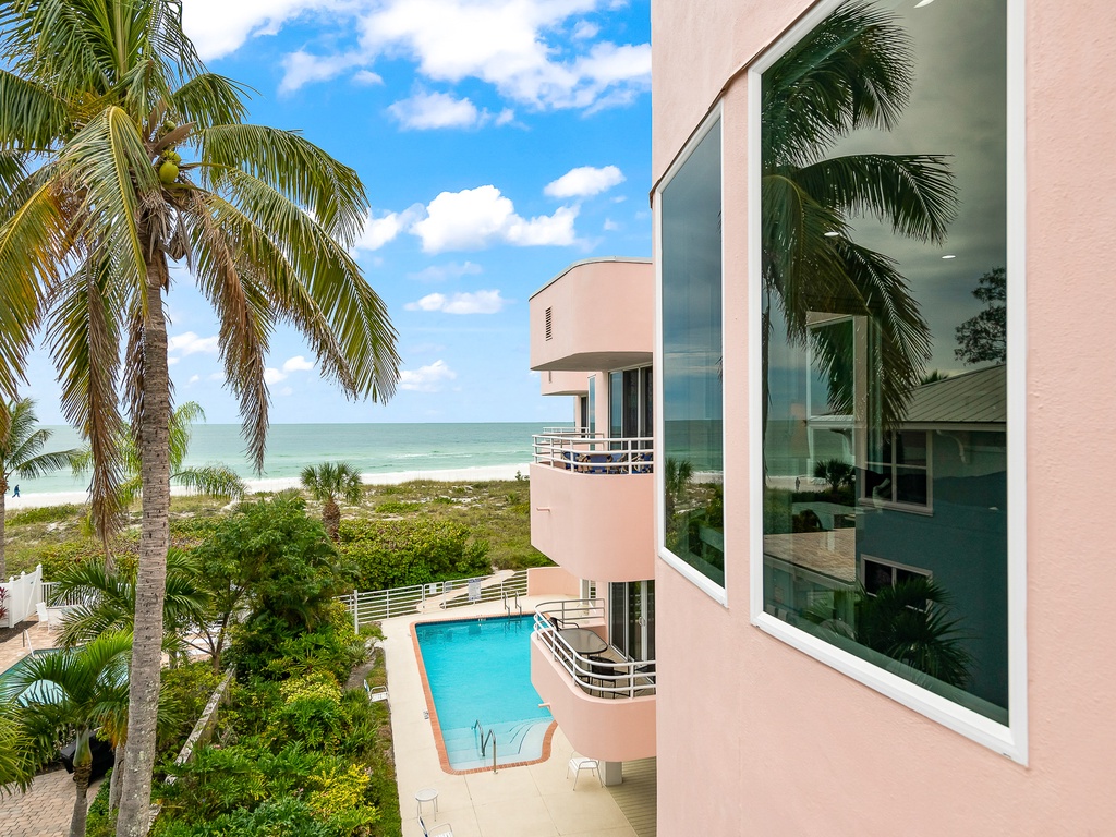 Sunny Side Home View